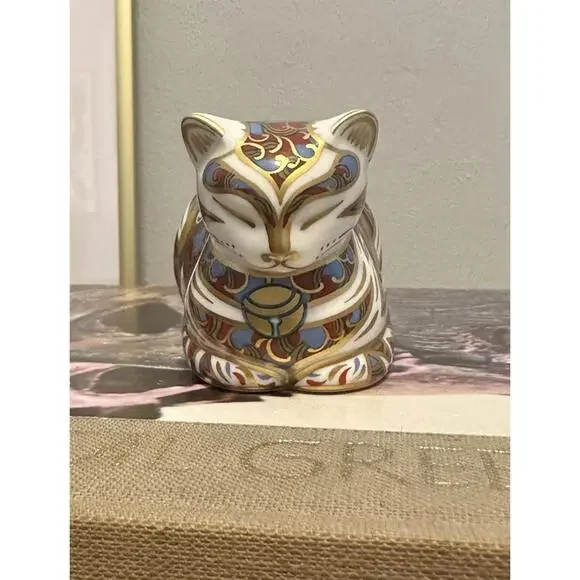 Royal Crown Derby Old Imari Contented Cat Paperweight Figurine - Picture 4 of 5